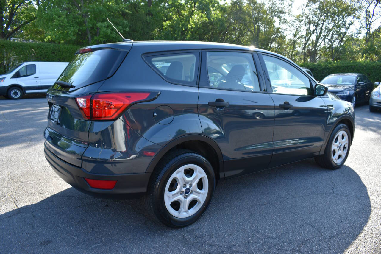 Used 2019 Ford Escape S FWD image 3