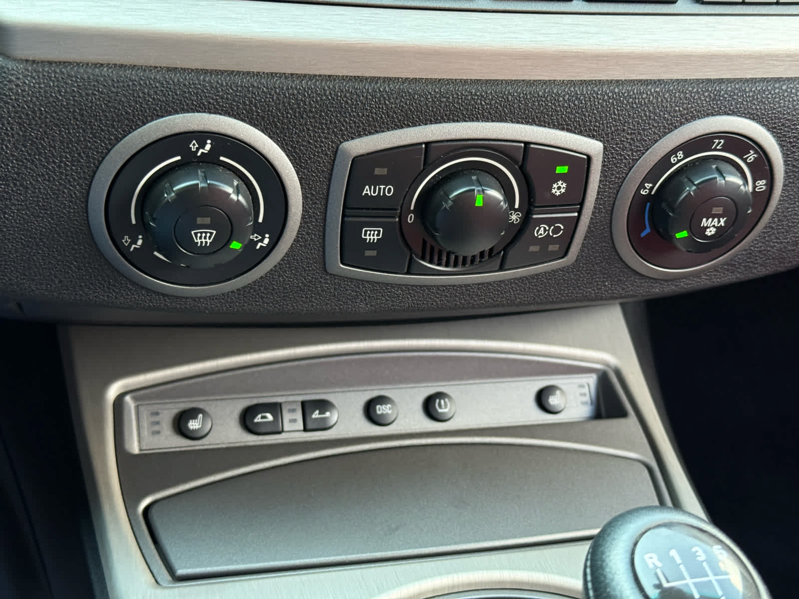 Used 2004 BMW Z4 2.5i RWD image 19
