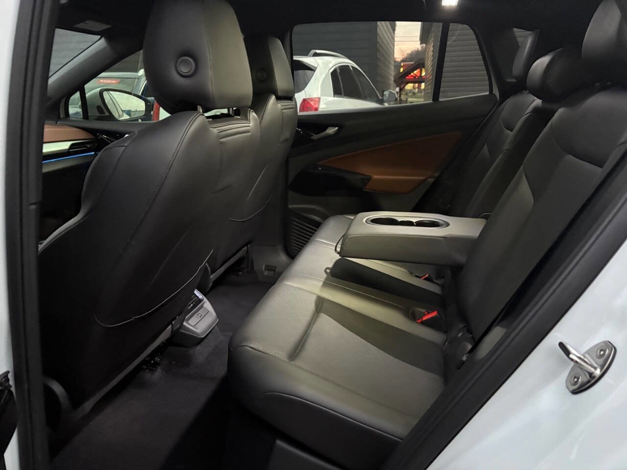 Used 2021 Volkswagen ID.4 Pro S image 7