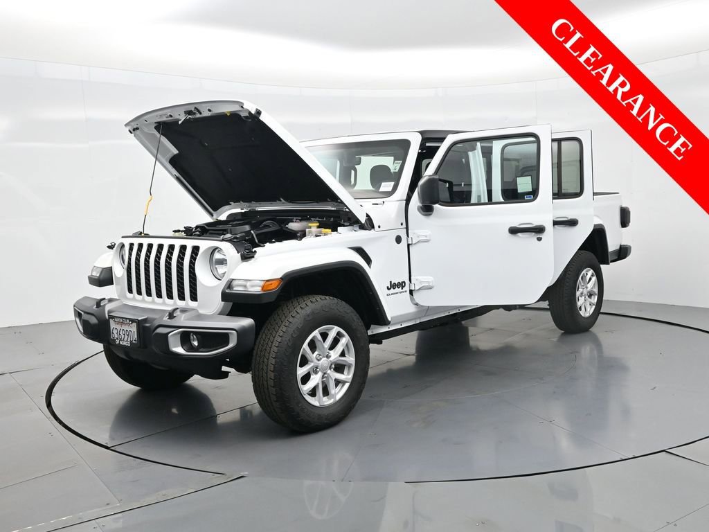 Used 2023 Jeep Gladiator Sport image 38