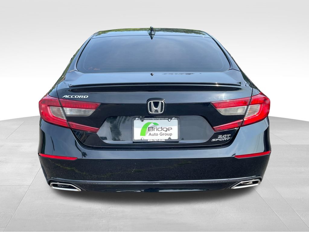 Used 2018 Honda Accord Sport image 6