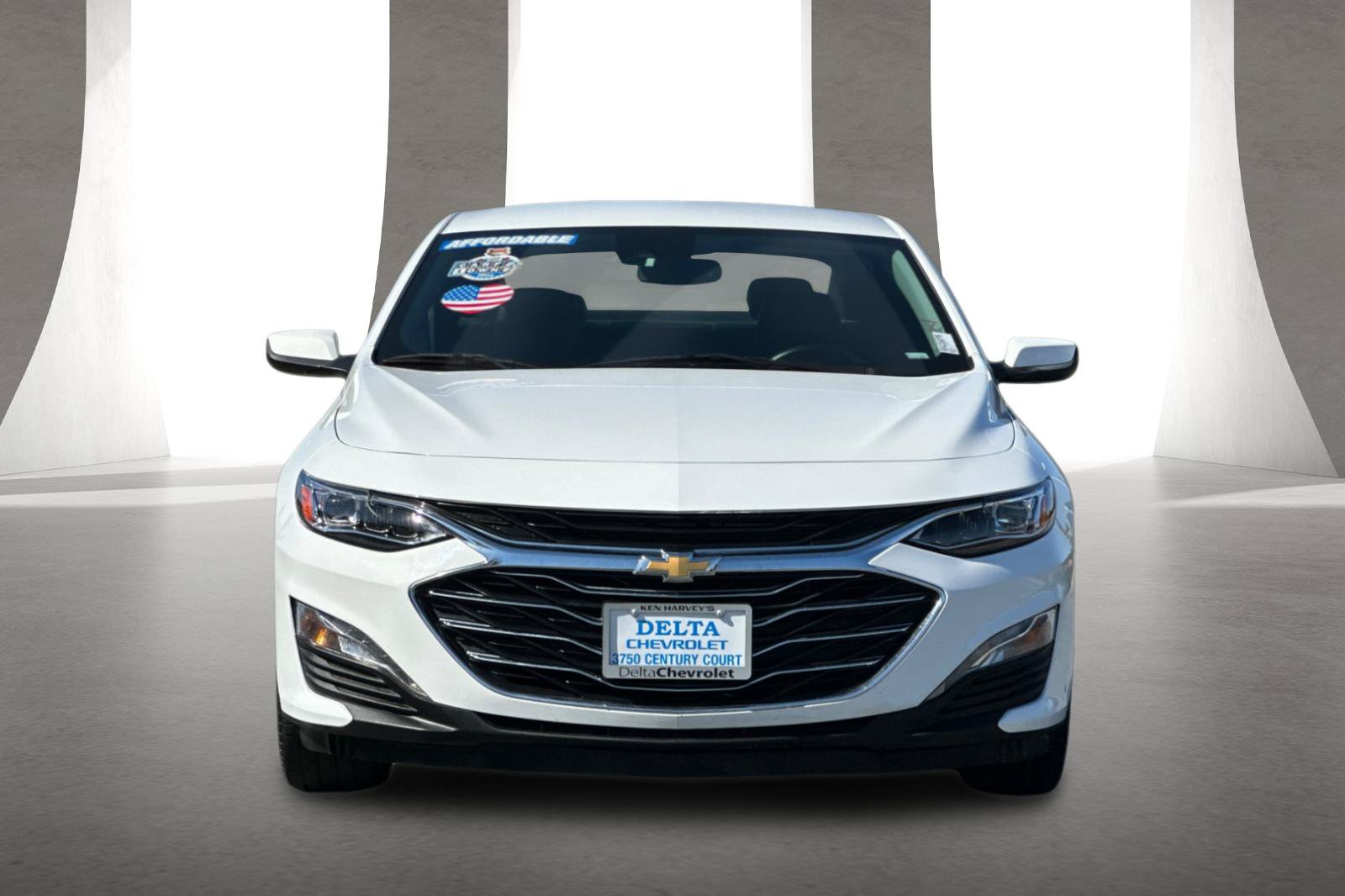 Used 2024 Chevrolet Malibu LT FWD image 9