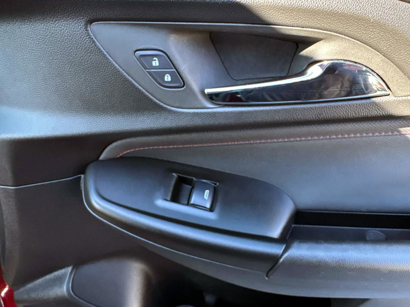 Certified 2023 Chevrolet TrailBlazer RS w/ Sun and Liftgate Package image 8