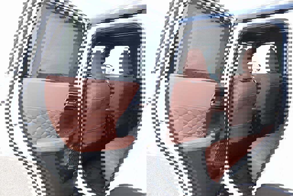 New 2025 Mitsubishi Outlander SEL image 10
