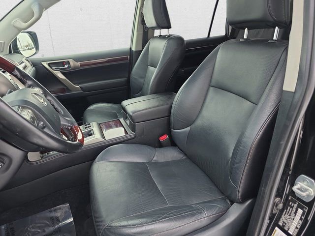 Used 2017 Lexus GX 460 Premium image 16