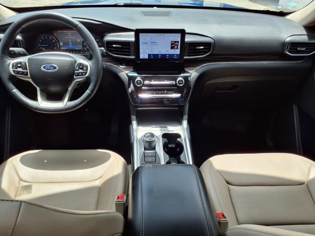 Used 2022 Ford Explorer Limited w/ Equipment Group 301A image 12