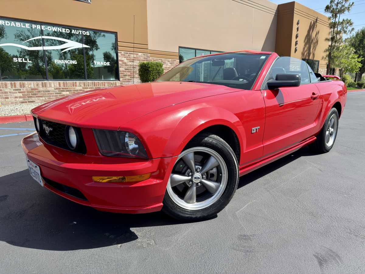 Used 2005 Ford Mustang GT image 21