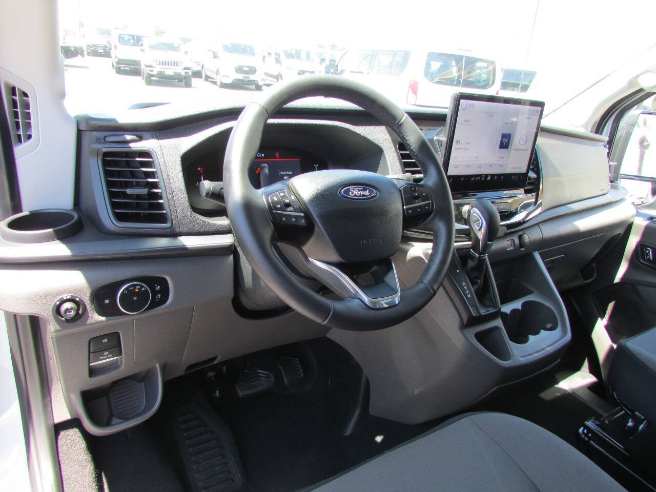 Used 2026 Ford Transit 350 XLT RWD image 11
