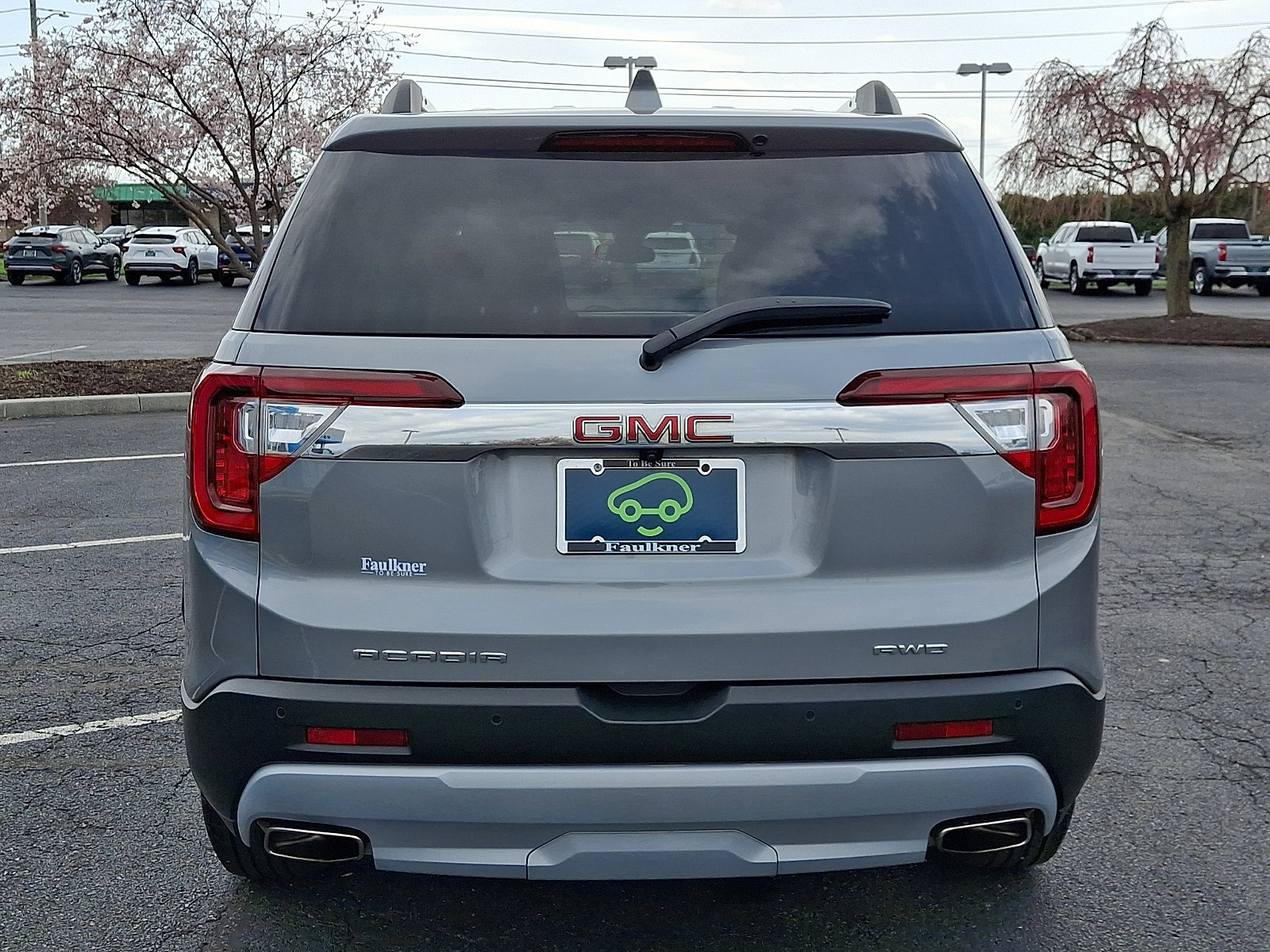 Certified 2023 GMC Acadia SLE w/ Driver Convenience Package image 5