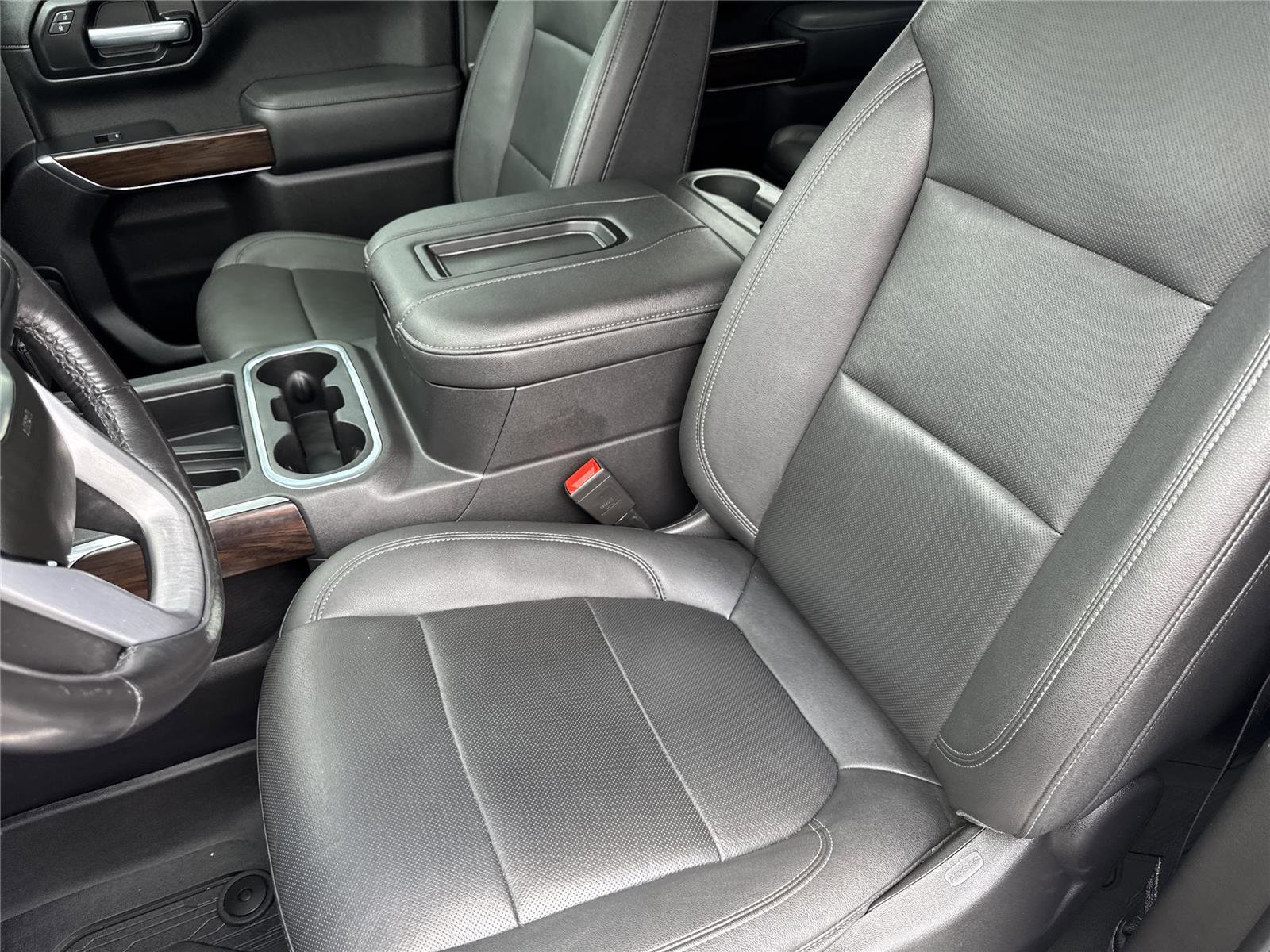 Used 2021 GMC Sierra 1500 SLT w/ SLT Convenience Package AWD/4WD image 11
