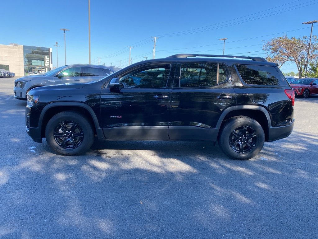 Used 2022 GMC Acadia AT4 w/ Technology Package image 4
