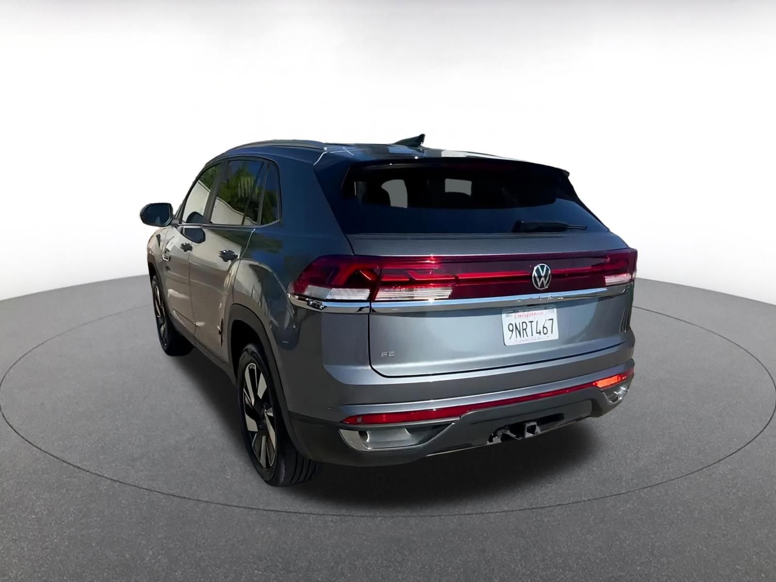 Used 2025 Volkswagen Atlas Cross Sport SE image 11