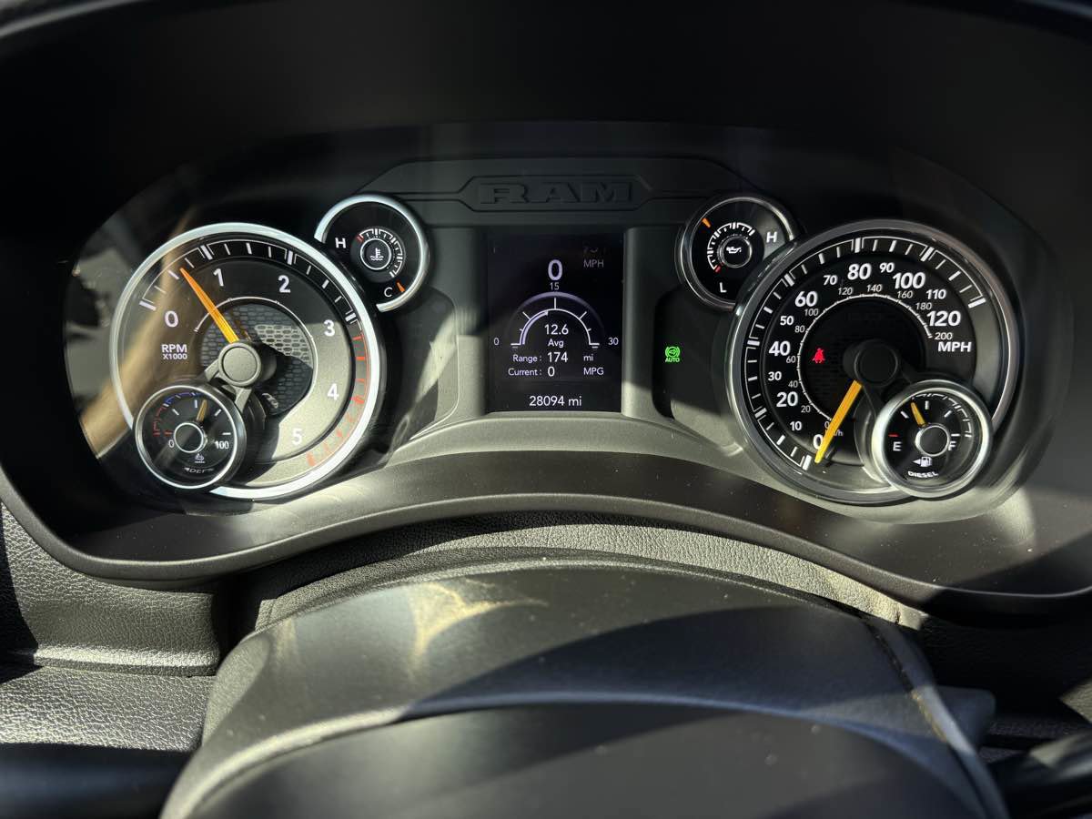 Used 2022 RAM 5500 Tradesman RWD image 17