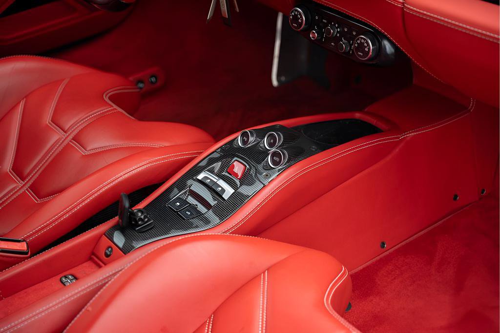 Used 2014 Ferrari 458 Spider RWD image 36