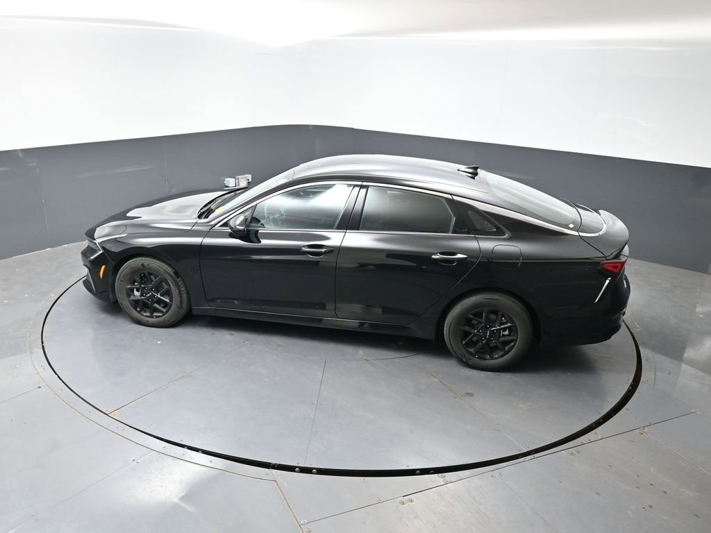 Used 2025 Kia K5 LXS FWD image 44