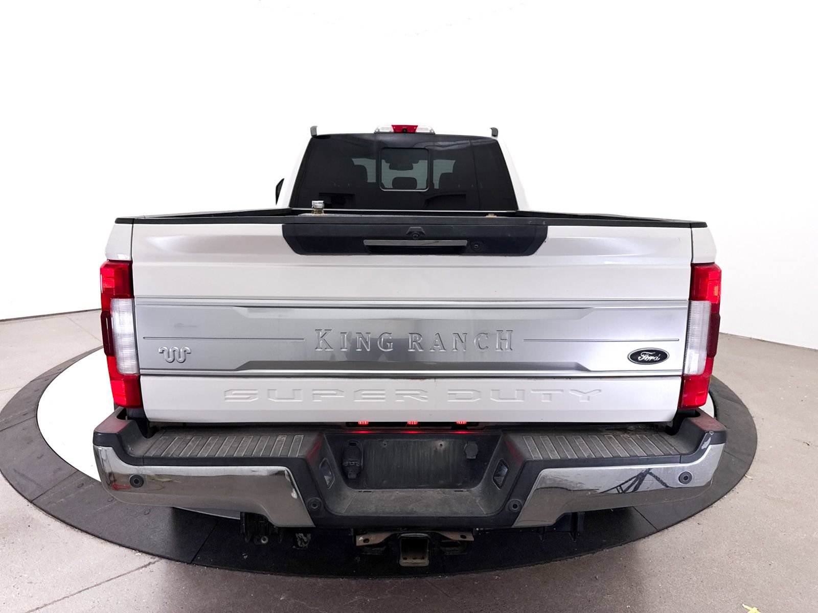 Used 2018 Ford F450 King Ranch w/ King Ranch Ultimate Package AWD/4WD image 11