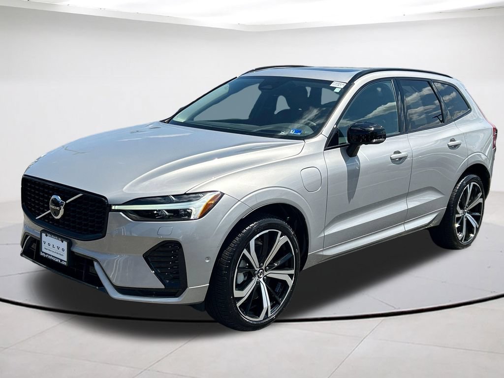Certified 2024 Volvo XC60 T8 Ultimate w/ Climate Package