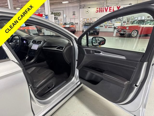 Used 2013 Ford Fusion Titanium w/ Titanium Driver Assist Pkg FWD image 37