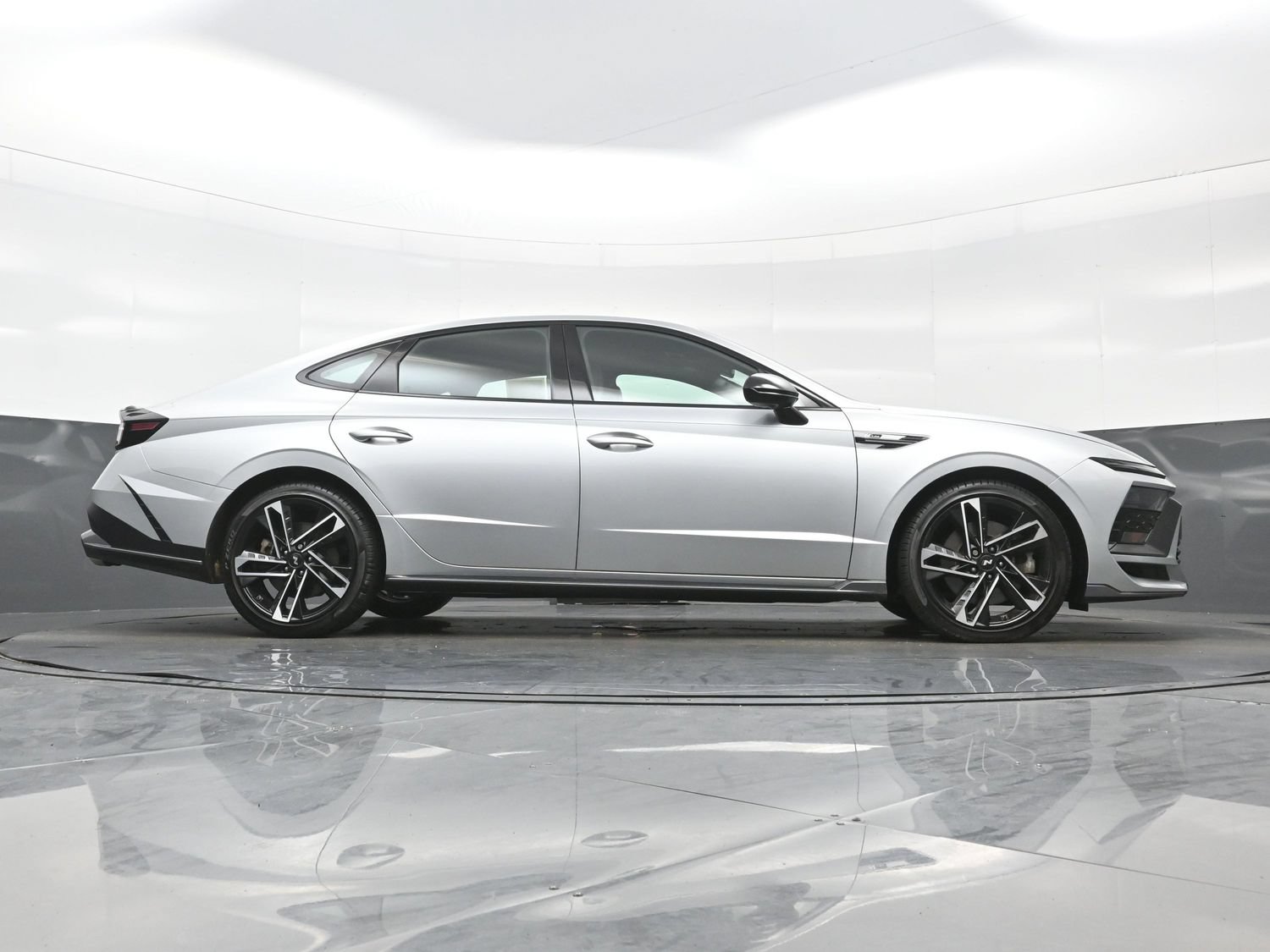 Certified 2025 Hyundai Sonata N Line FWD image 34