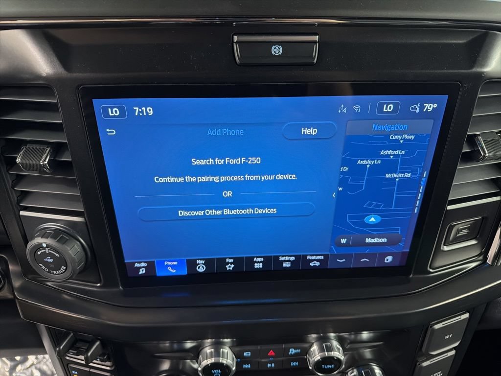 New 2026 Ford F250 Lariat w/ Black Appearance Package AWD/4WD image 10