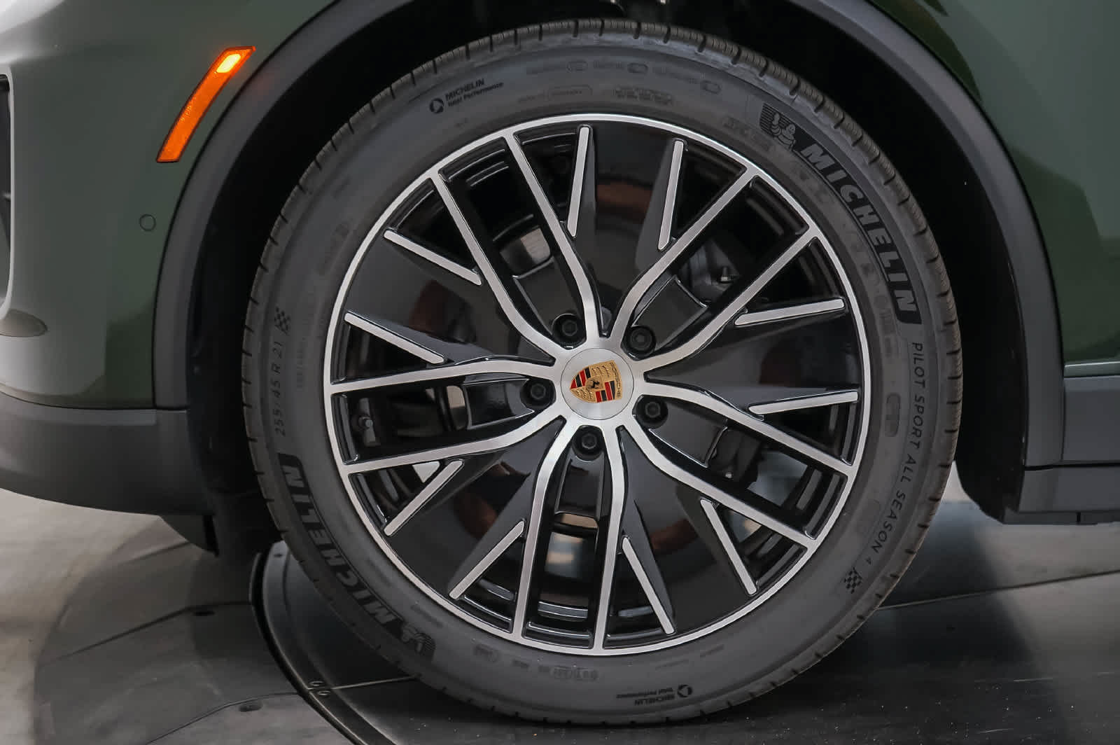 Certified 2026 Porsche Macan Electric RWD image 14
