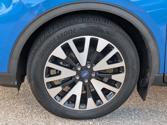 Used 2020 Ford Escape SE Sport image 4