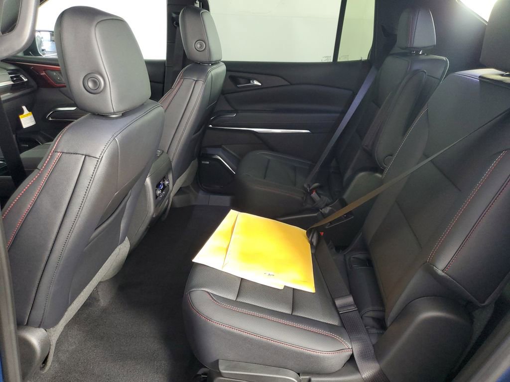 New 2026 Chevrolet Traverse Z71 w/ Enhanced Driving Package image 13