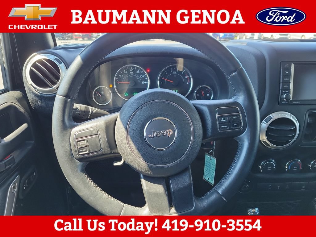 Used 2016 Jeep Wrangler Unlimited Sahara AWD/4WD image 14