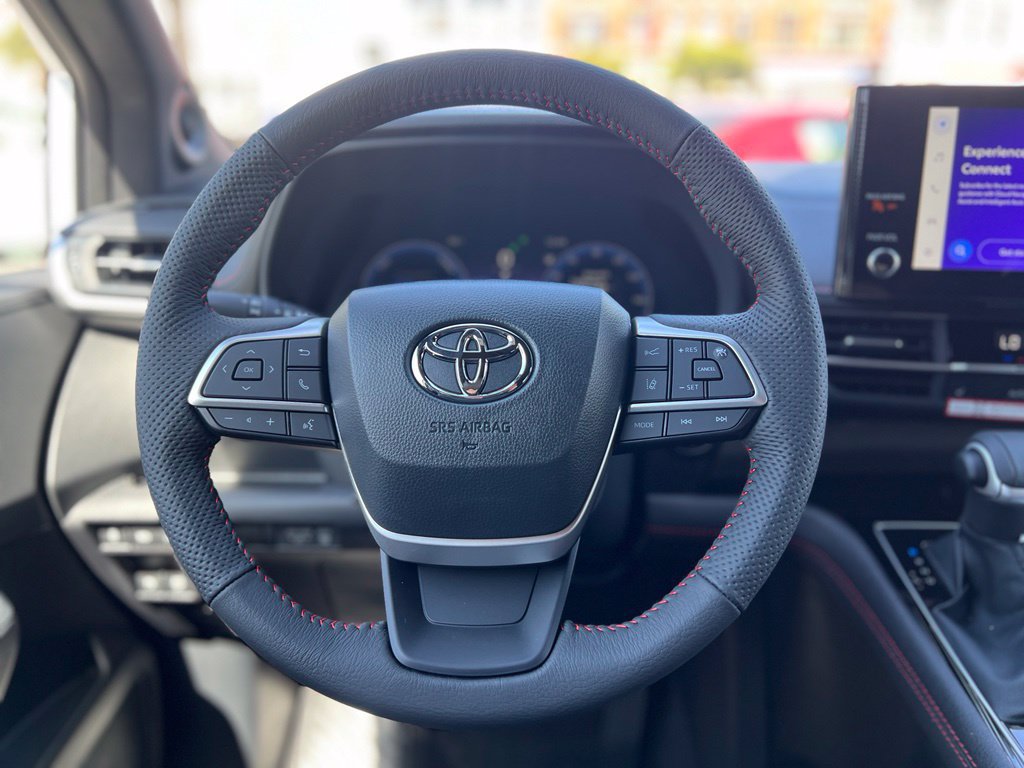 New 2026 Toyota Sienna XSE AWD/4WD image 29