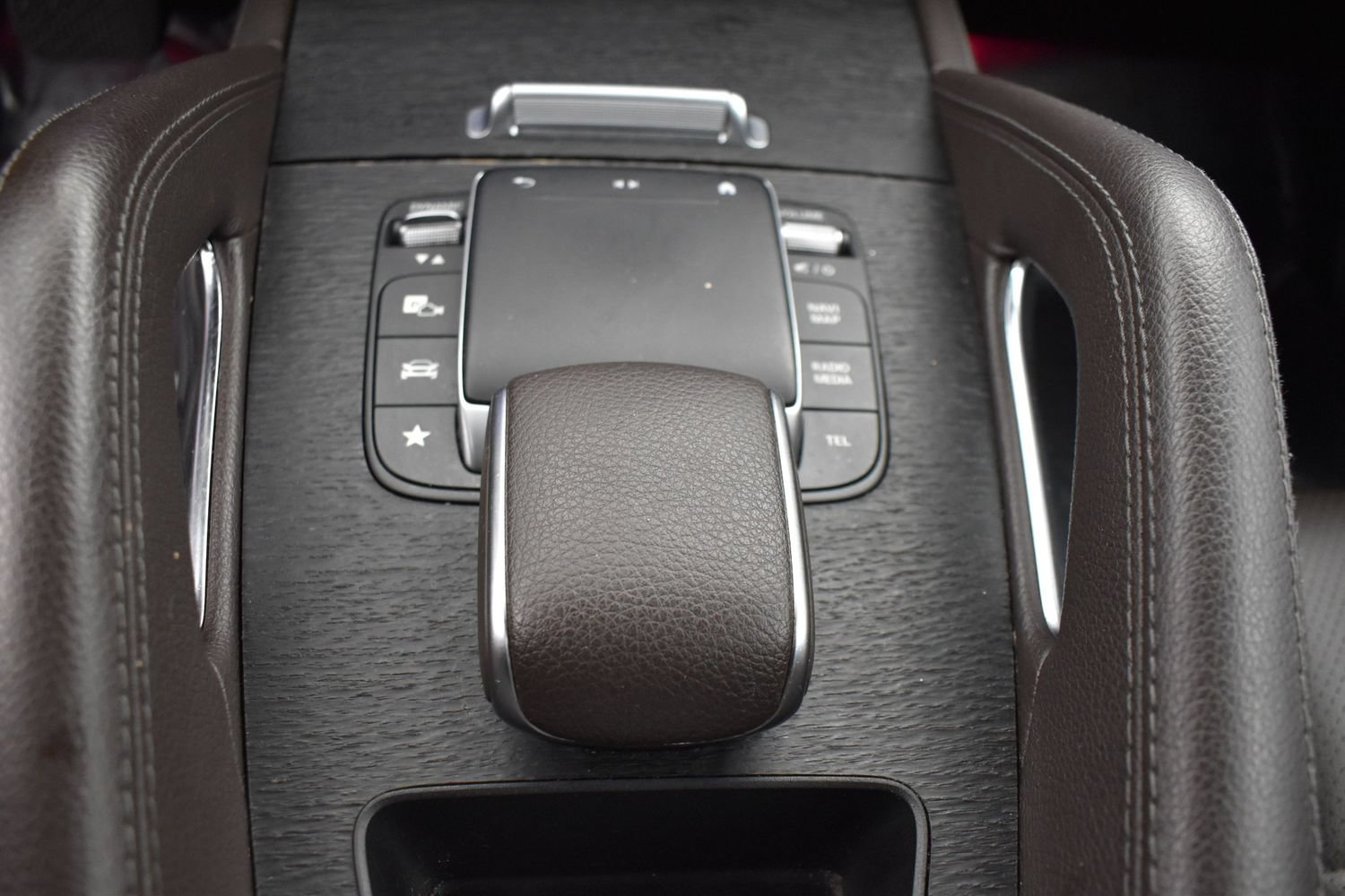 Used 2021 Mercedes-Benz GLE 350 4MATIC image 10