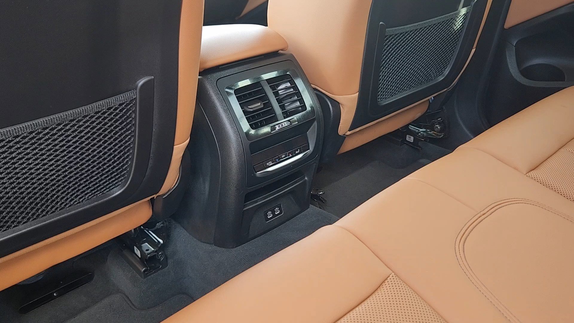 Used 2023 BMW X3 xDrive30i w/ Premium Package image 18