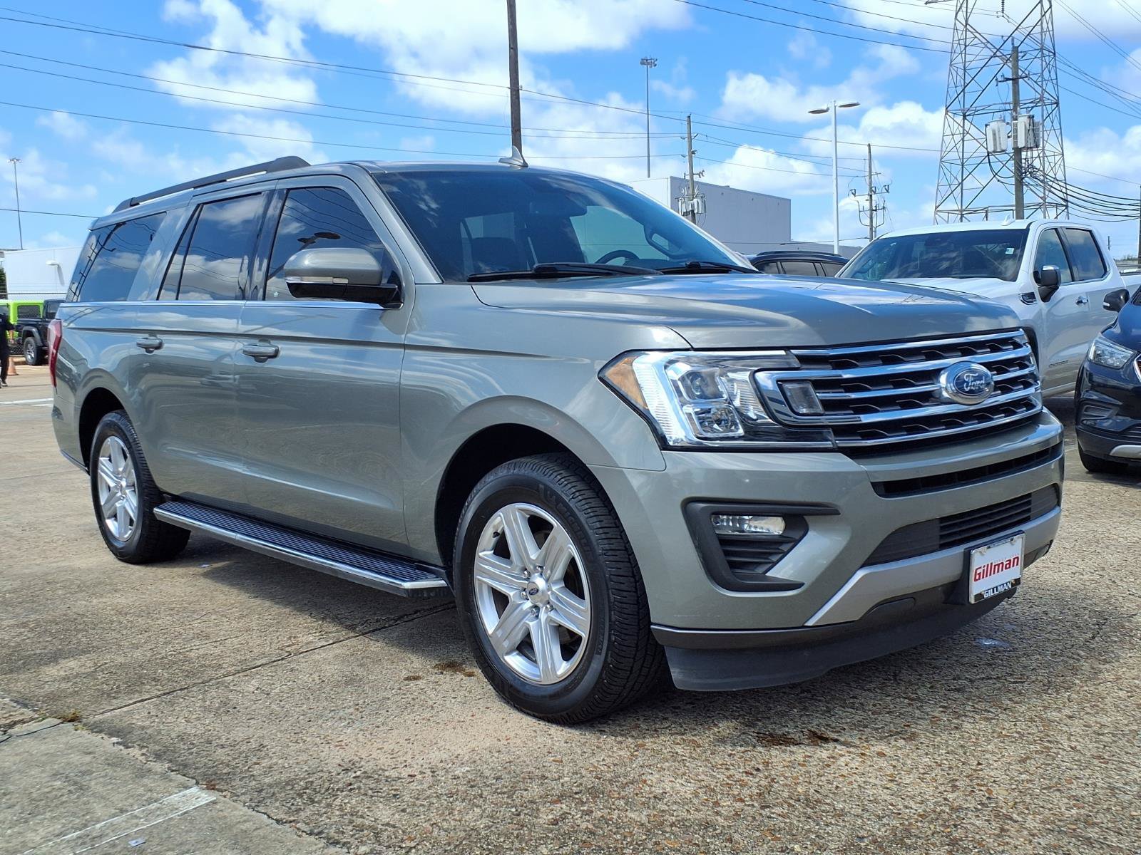 Used 2019 Ford Expedition Max XLT w/ Equipment Group 202A RWD image 2