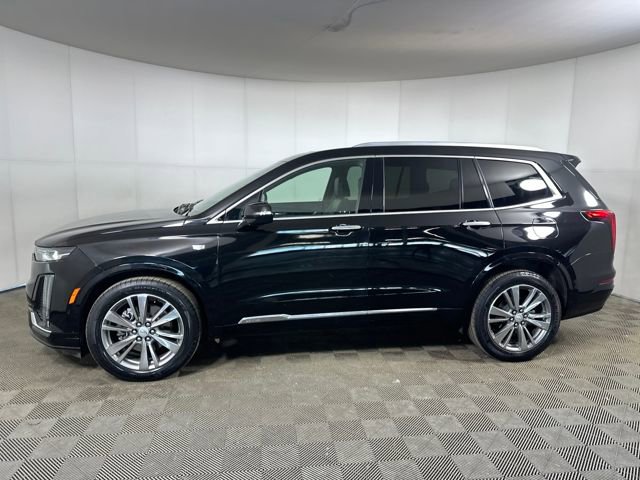 Used 2022 Cadillac XT6 Premium Luxury w/ Technology Package image 6