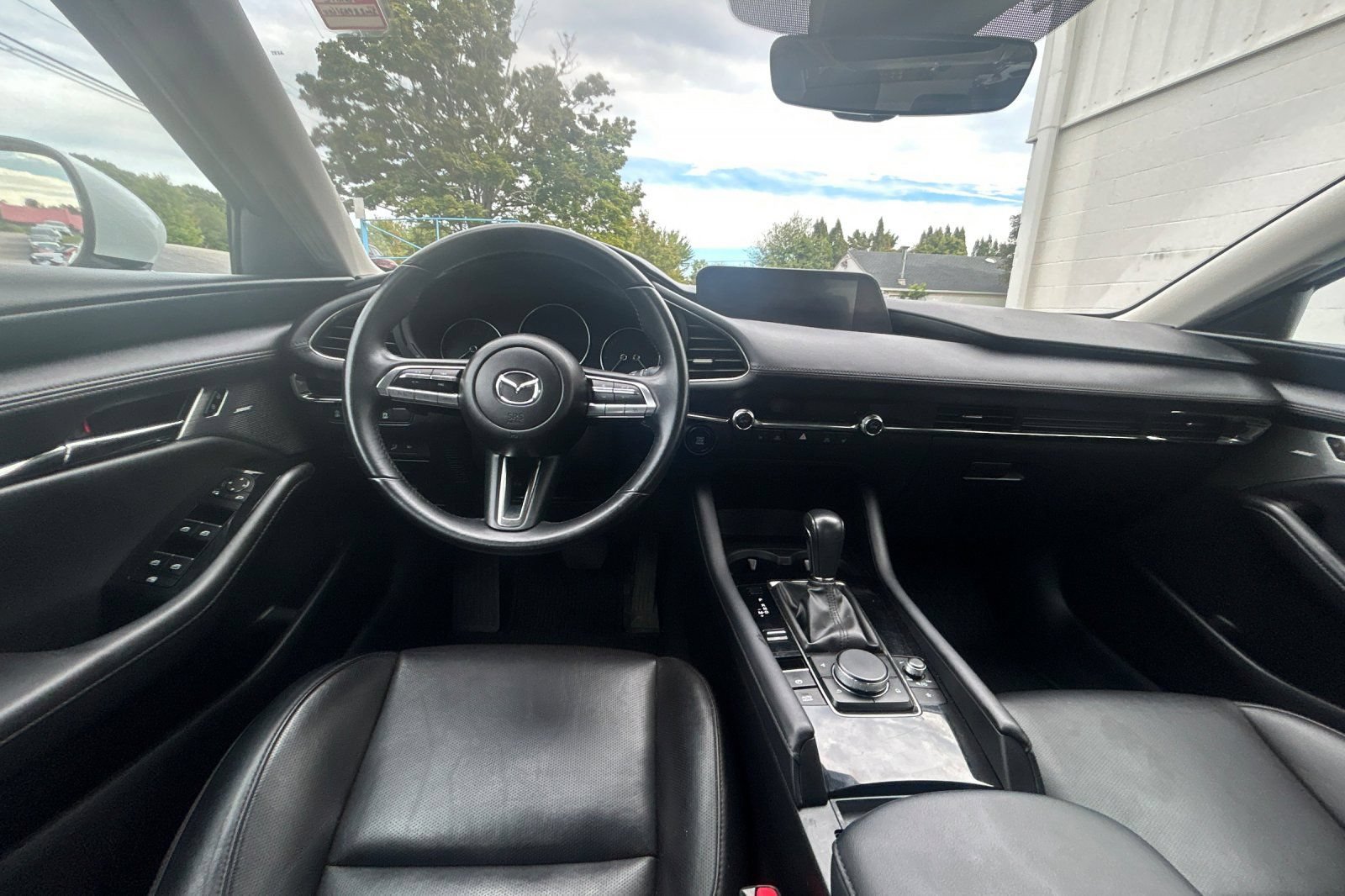 Used 2022 MAZDA MAZDA3 s FWD image 14