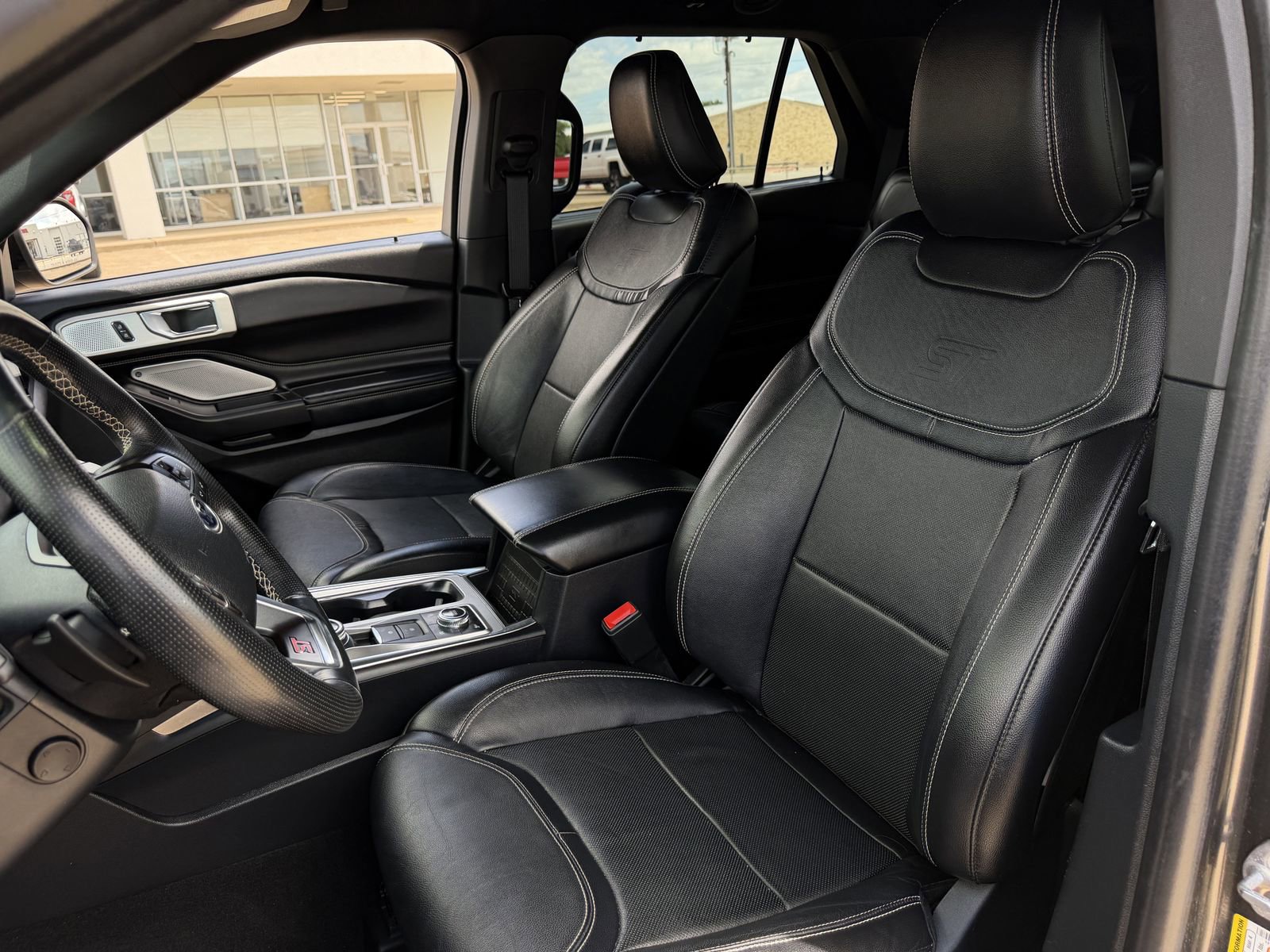 Used 2020 Ford Explorer ST w/ Premium Technology Package AWD/4WD image 25