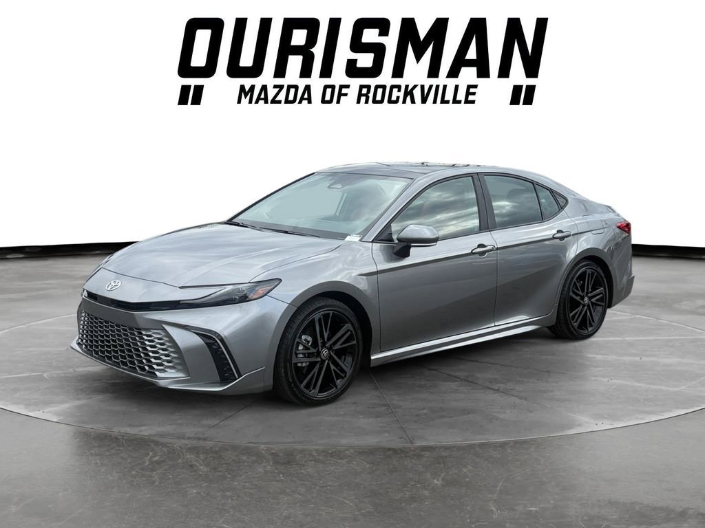 Used 2025 Toyota Camry XSE image 2