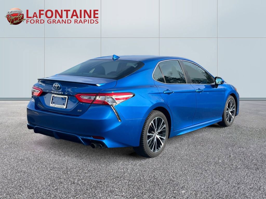Used 2020 Toyota Camry SE image 7
