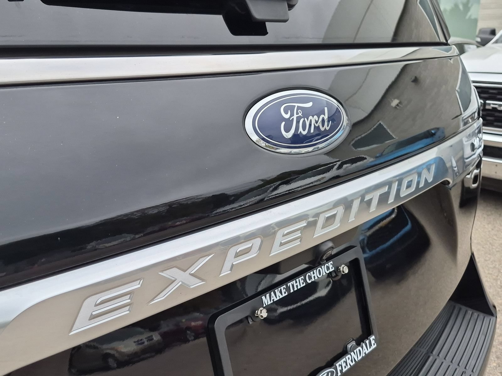 Used 2019 Ford Expedition Max Platinum AWD/4WD image 13