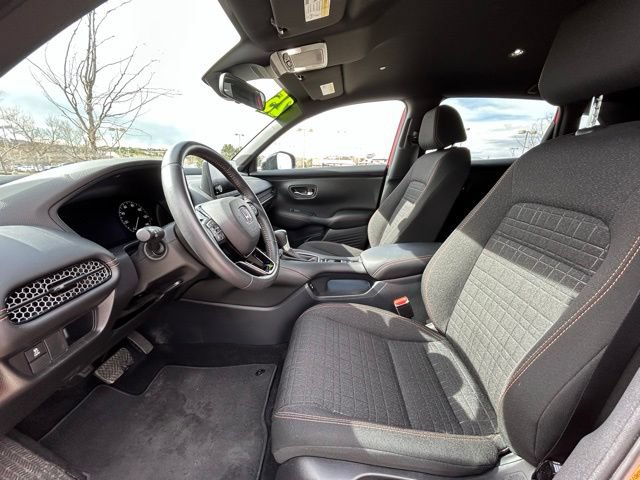 Used 2025 Honda HR-V Sport image 9