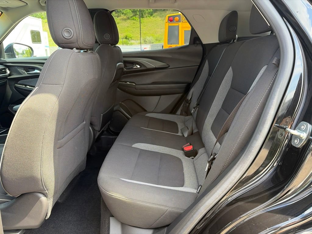 Used 2023 Chevrolet TrailBlazer LT FWD image 18