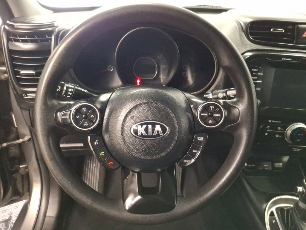Used 2018 Kia Soul Base w/ Option Group 020 image 18