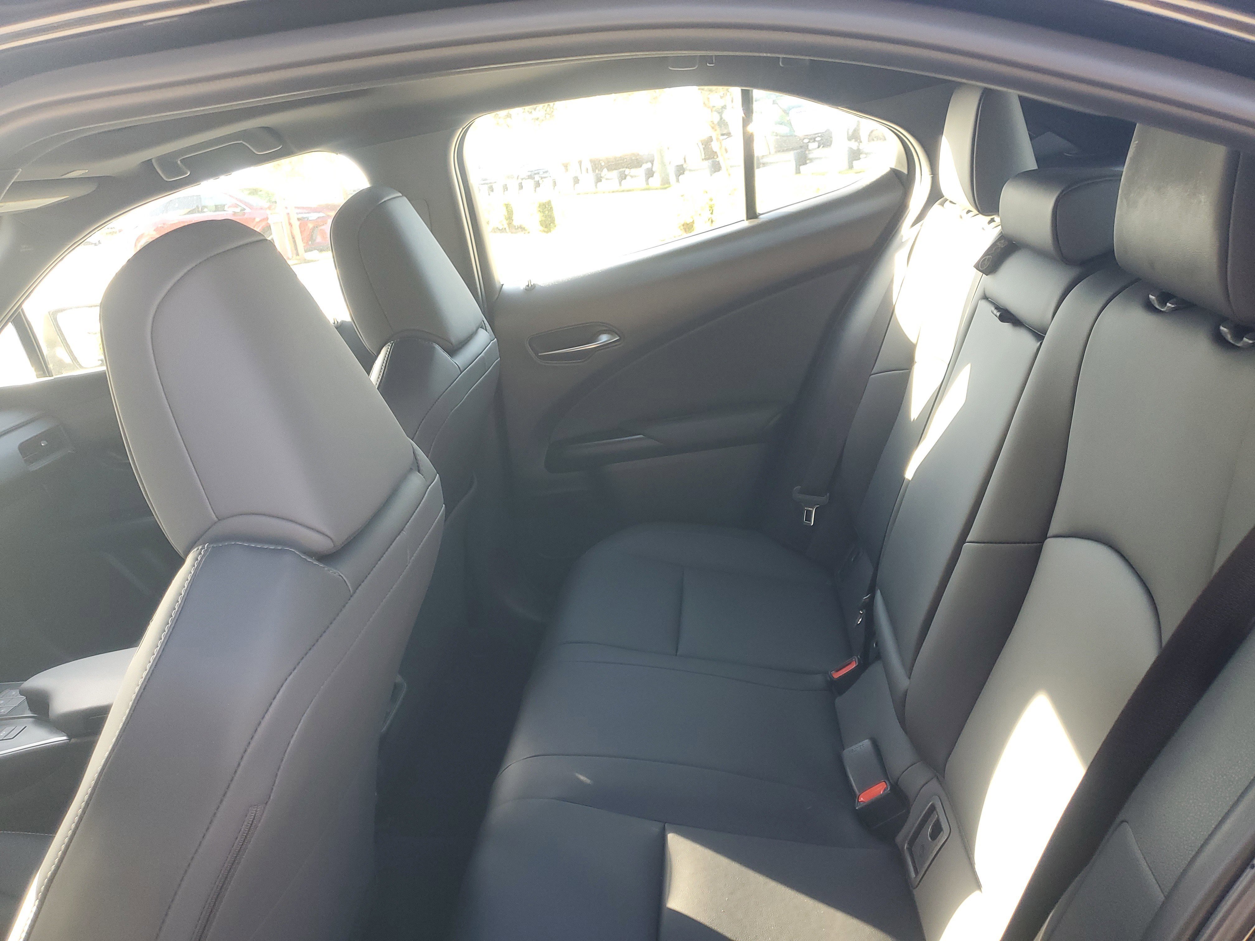 Used 2025 Lexus UX 300h FWD w/ Accessory Package (Z1) image 16