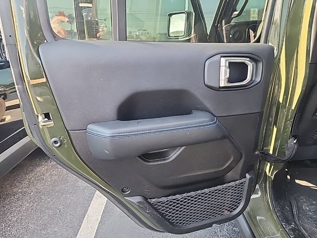 Used 2024 Jeep Wrangler Unlimited Rubicon 4xe AWD/4WD image 18