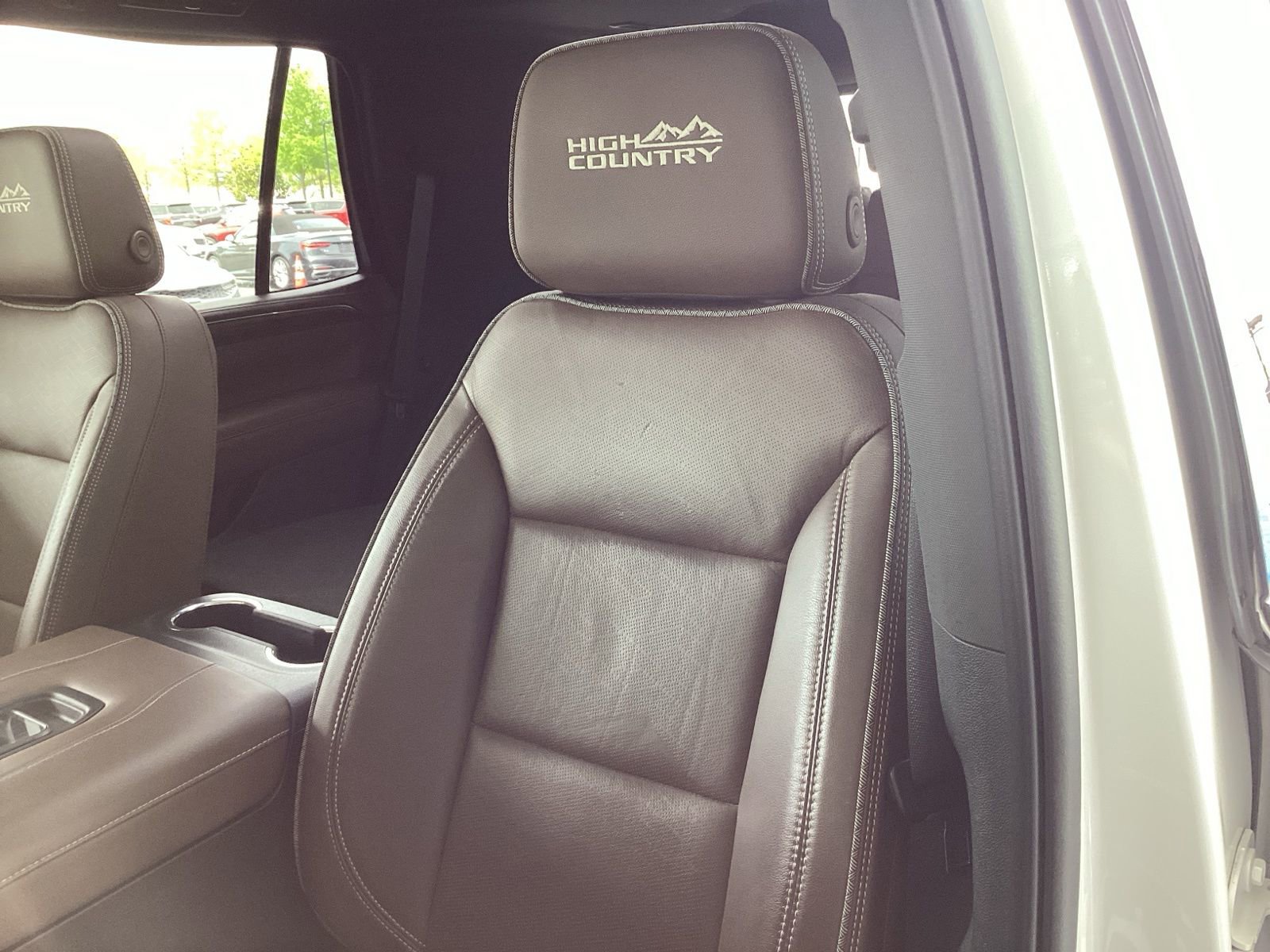 Used 2022 Chevrolet Tahoe High Country image 12