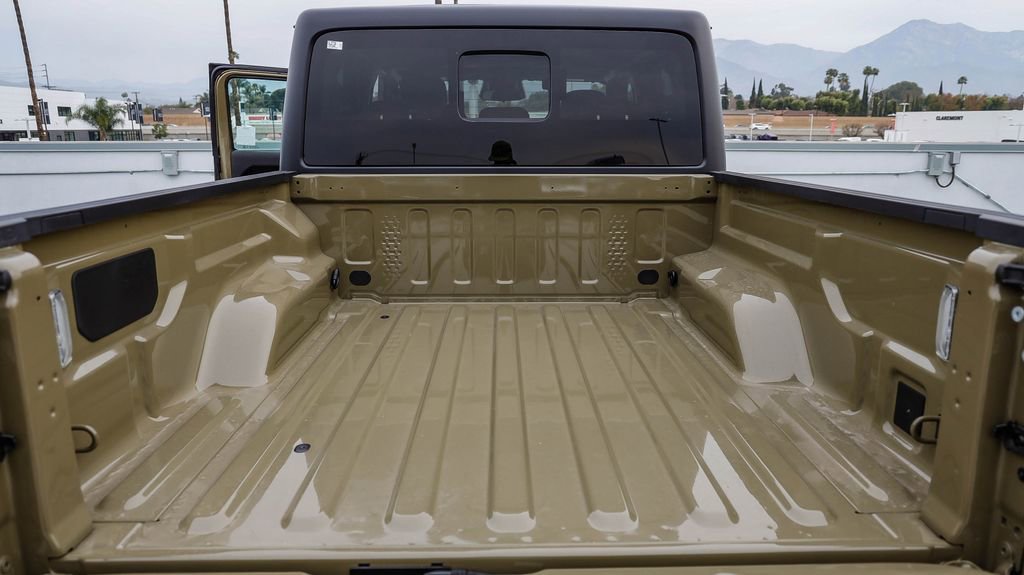 New 2026 Jeep Gladiator Rubicon w/ Steel Power Dome Hood Package image 31