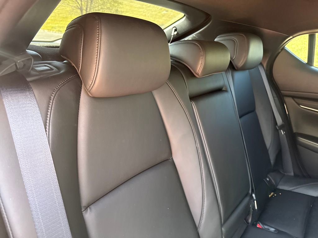 Used 2024 MAZDA MAZDA3 s FWD image 25
