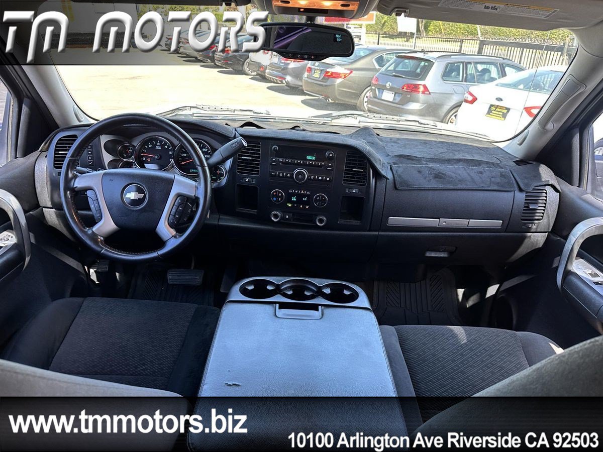 Used 2008 Chevrolet Silverado 1500 LT w/ Max Trailering Pack RWD image 8