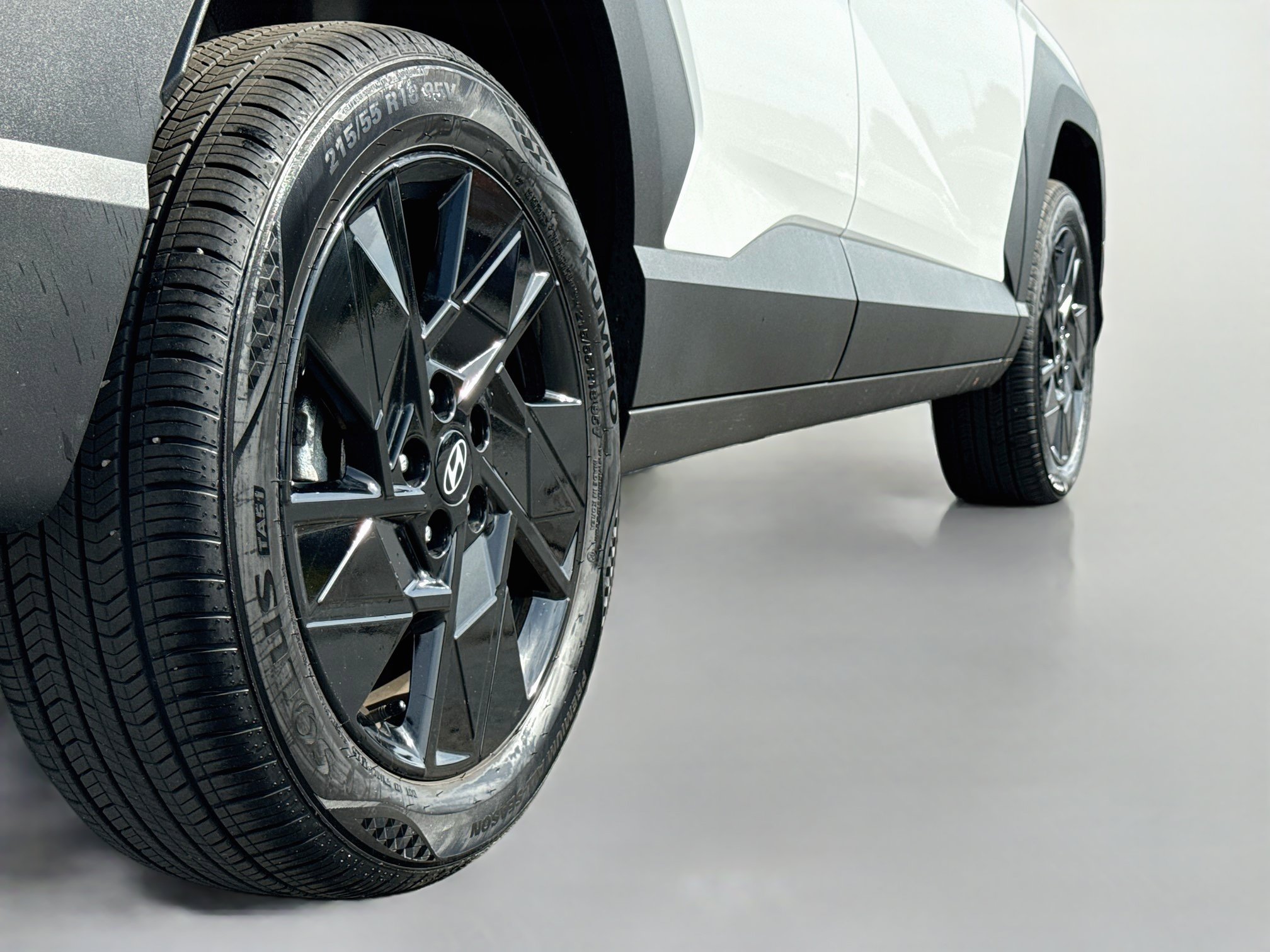 Certified 2026 Hyundai Kona SEL Sport AWD/4WD image 9