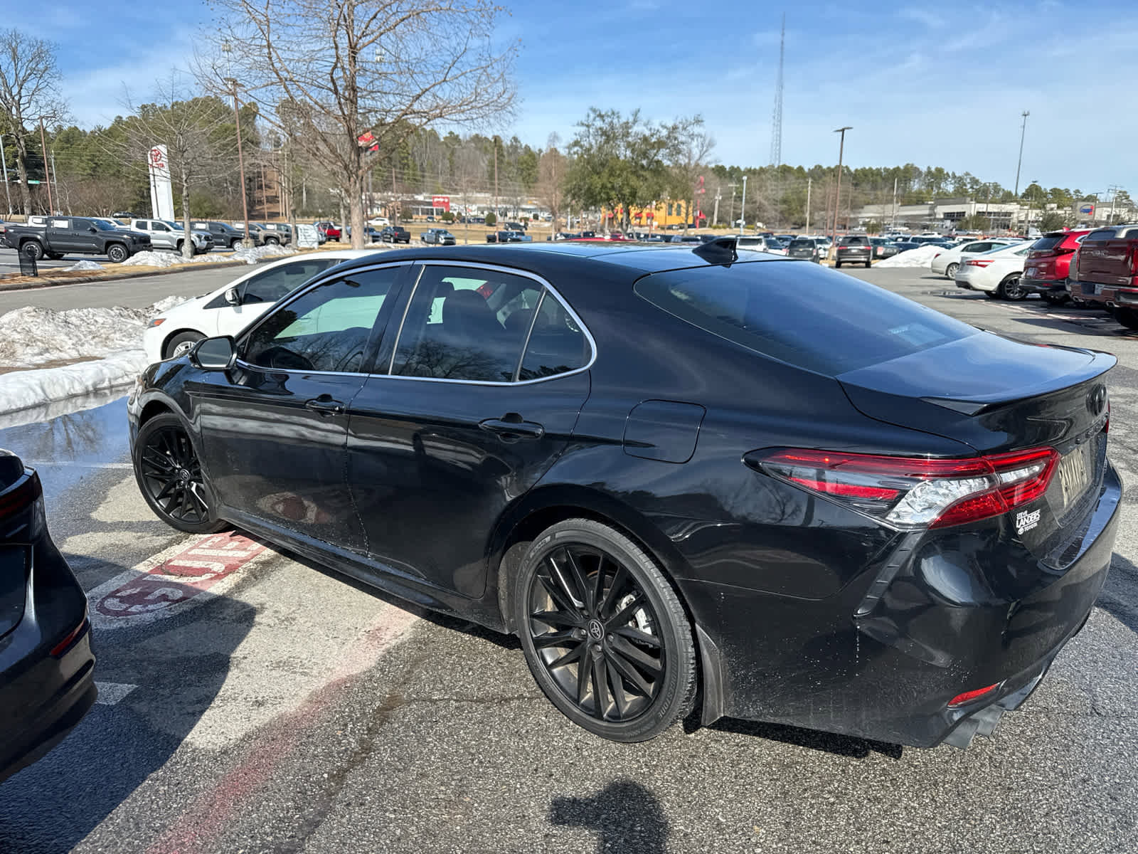 Used 2022 Toyota Camry XSE image 5
