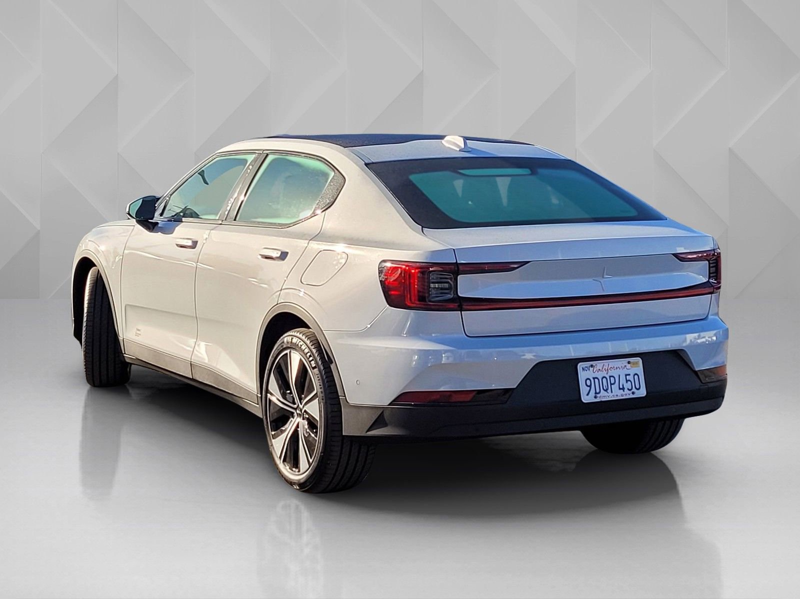 Used 2023 Polestar Polestar 2 w/ Pilot Pack image 4